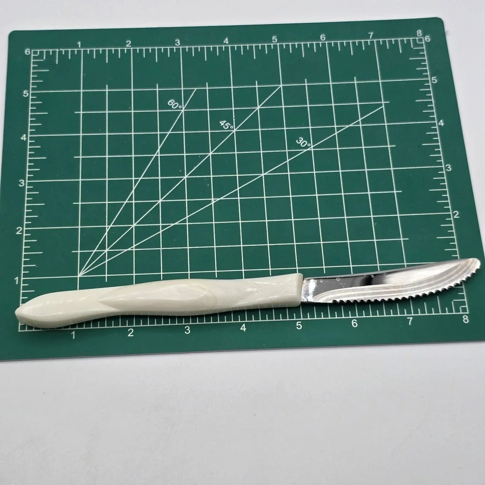 Cutco 1759 JG Table Knife Pearl White Handle Serrated Steak Knife Made In USA